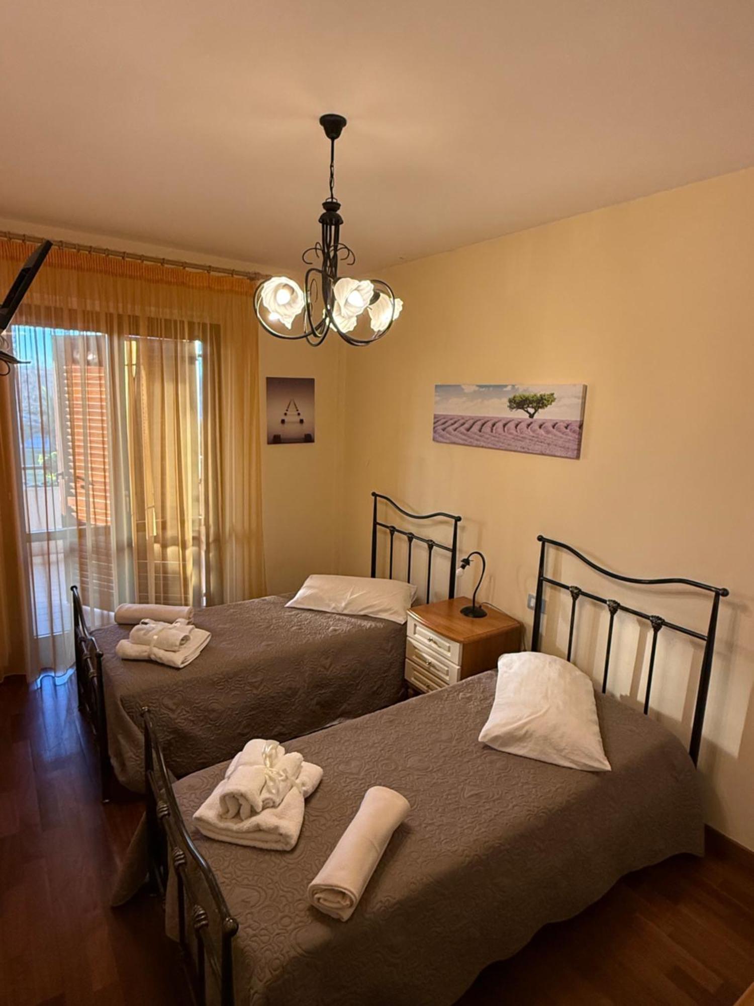 Casa Alba - Чивитанова Марке Екстериор снимка